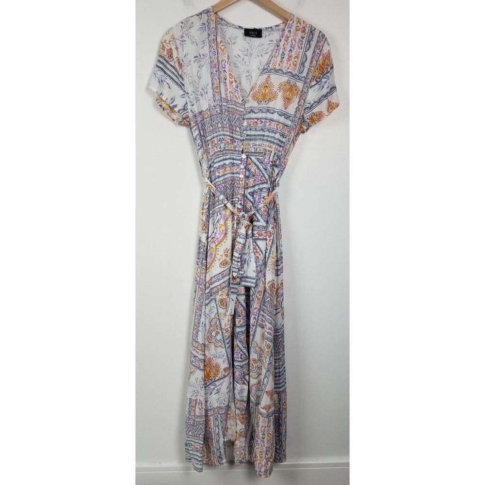 VICI Women's Sz. M Short Sleeve V Neck Button Up Belted Maxi Dress